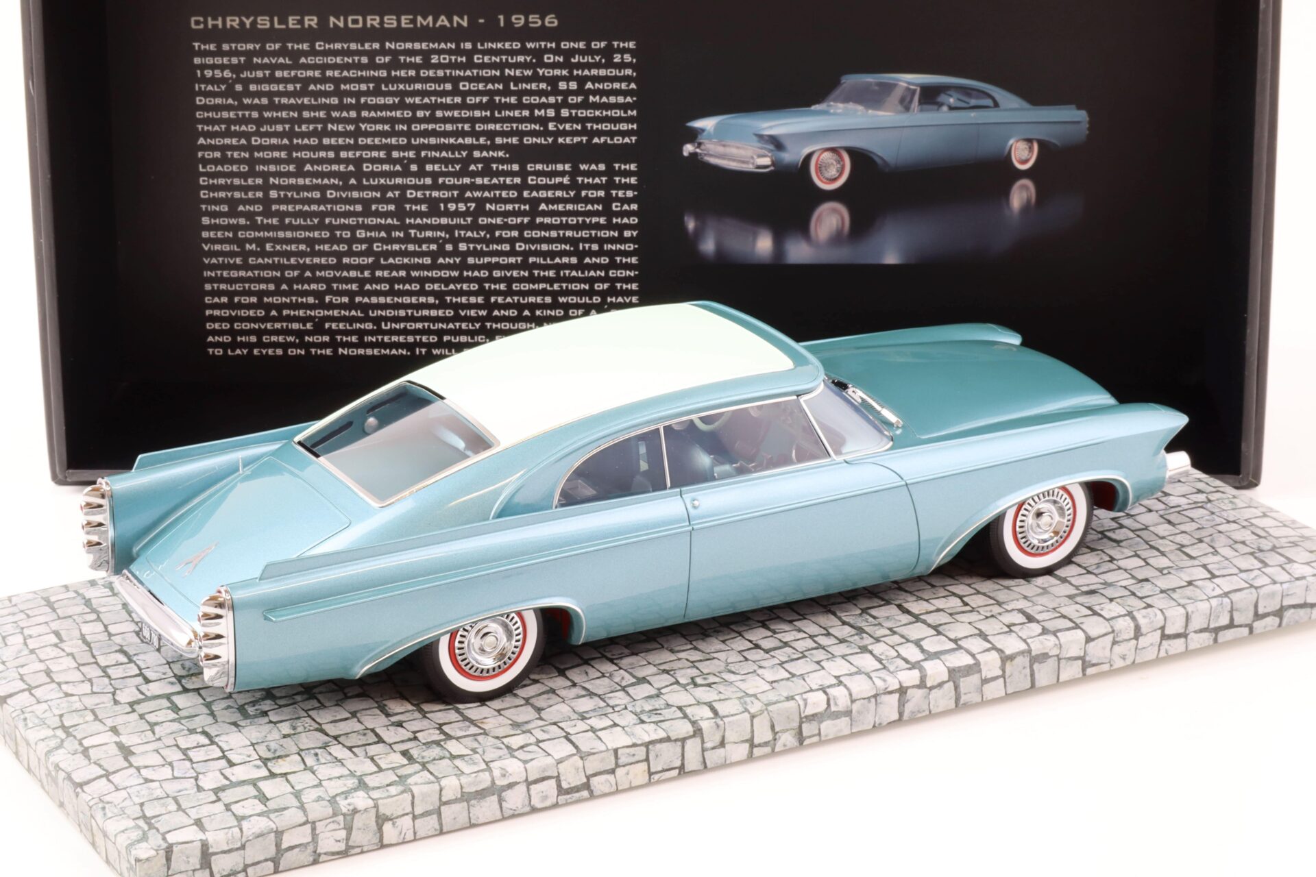 1:18 Minichamps 1956 Chrysler Norseman blue metallic First Class Collection