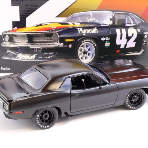 1:18 ACME 1970 Plymouth Barracuda #42 Swede Savage matt black