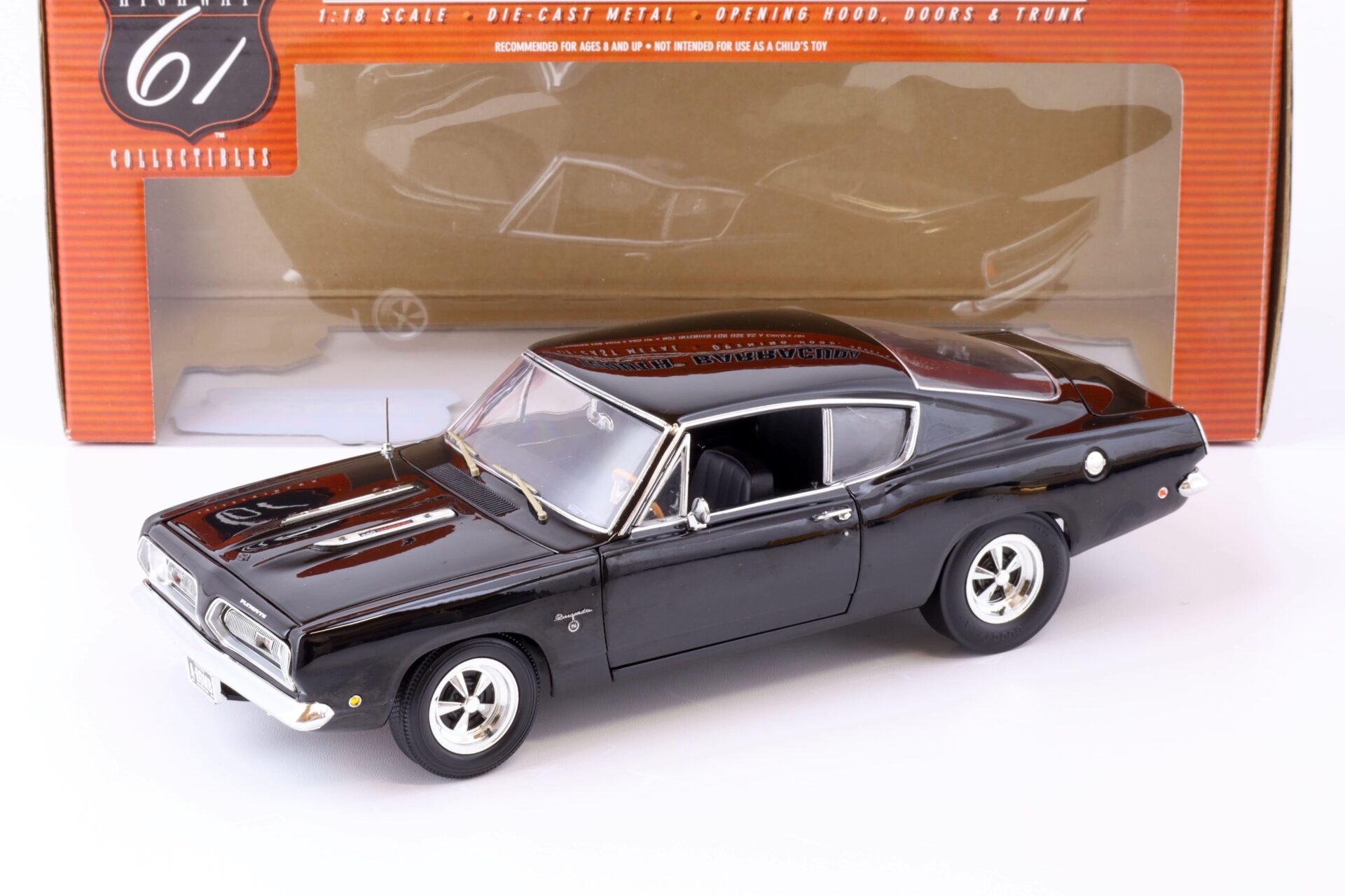 1:18 Highway61 Plymouth Barracuda Super Street Cuda 1968 black