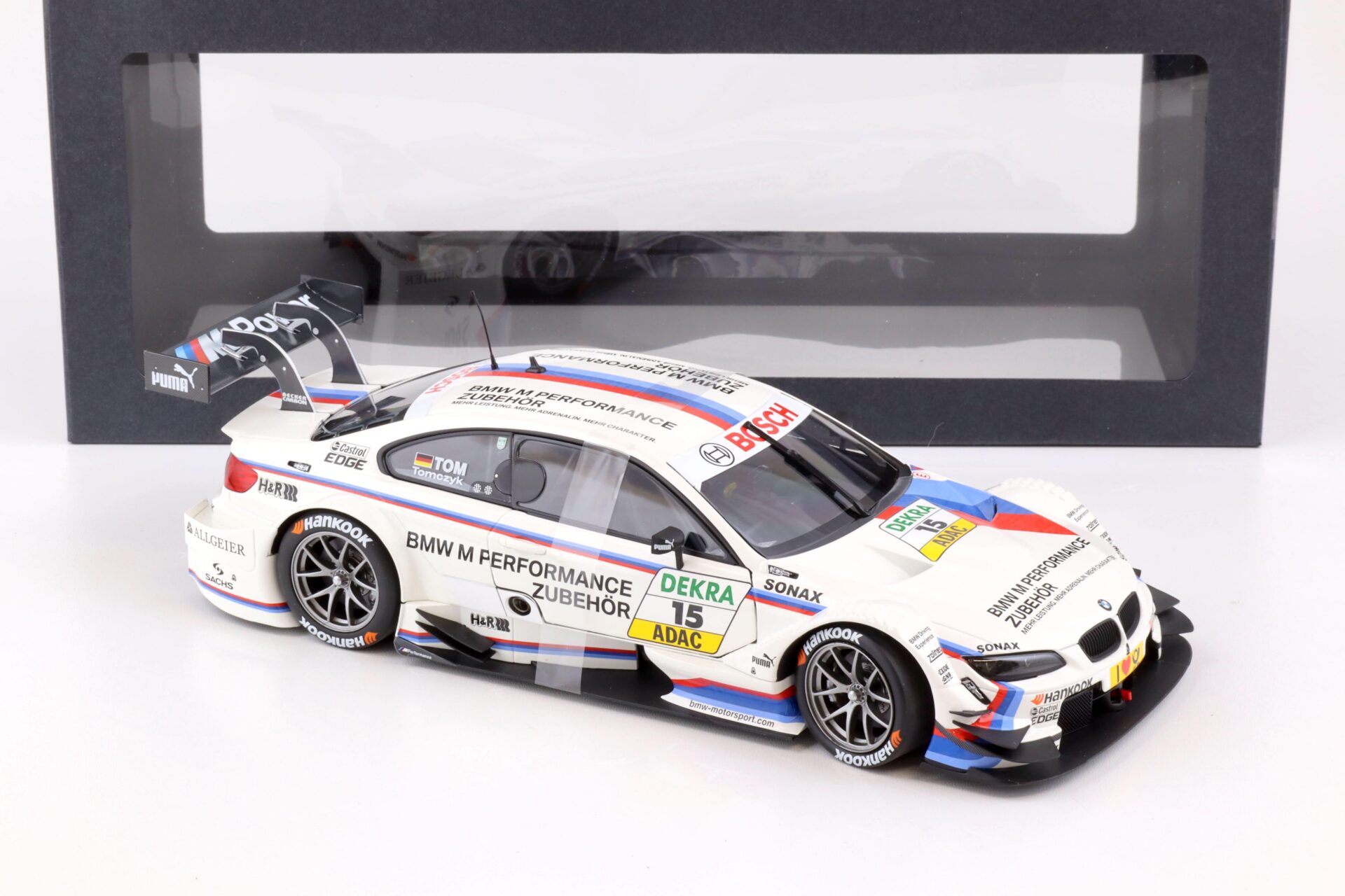 1:18 Minichamps BMW M3 DTM (E92) 2013 Martin Tomczyk Team RMG #15 DEALER VERSION