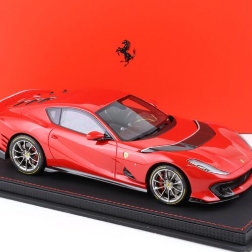 1:18 BBR Ferrari 812 Competizione 2021 Rosso Corsa 322 - Argento horiz. stripe with display