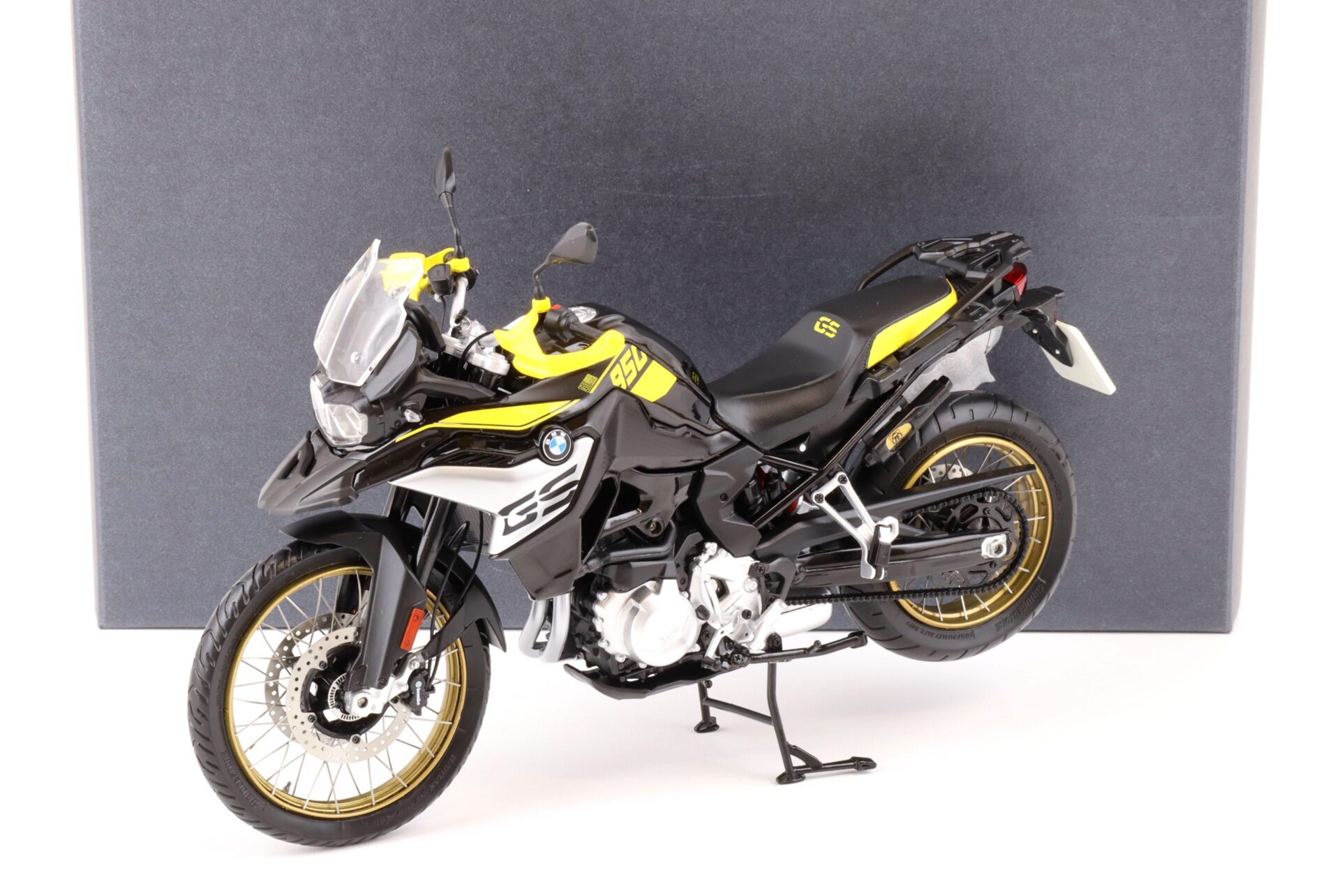 1:10 Original BMW Motorrad BMW F850 GS 40 Year GS Edition yellow/ black DEALER VERSION