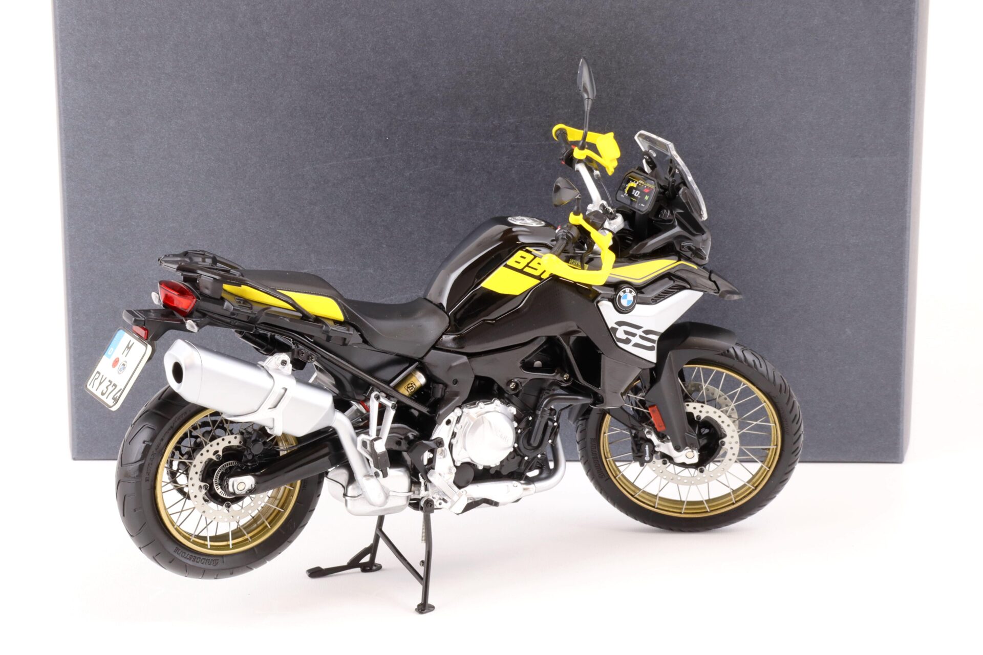 1:10 Original BMW Motorrad BMW F850 GS 40 Year GS Edition yellow/ black DEALER VERSION