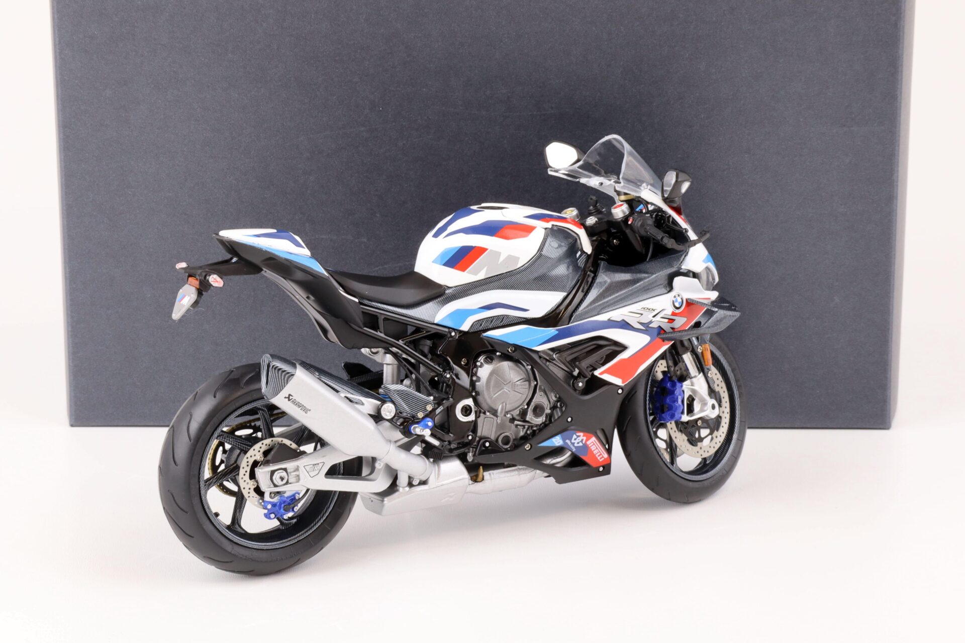 1:10 Original BMW Motorrad BMW M 1000 RR (K66) M Competition DEALER VERSION