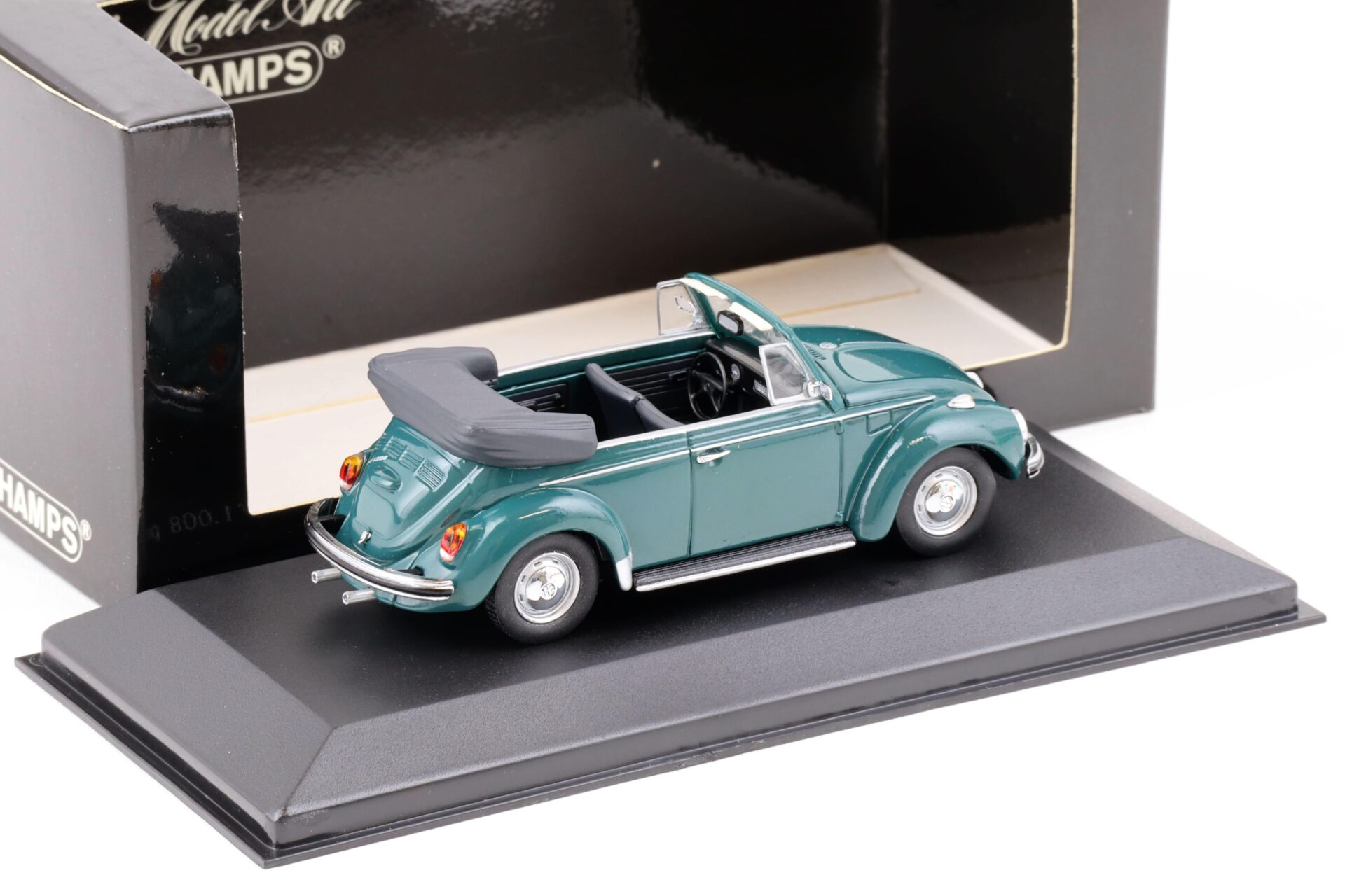 1:43 Minichamps VW 1302 Käfer Cabriolet 1970-72 Java green