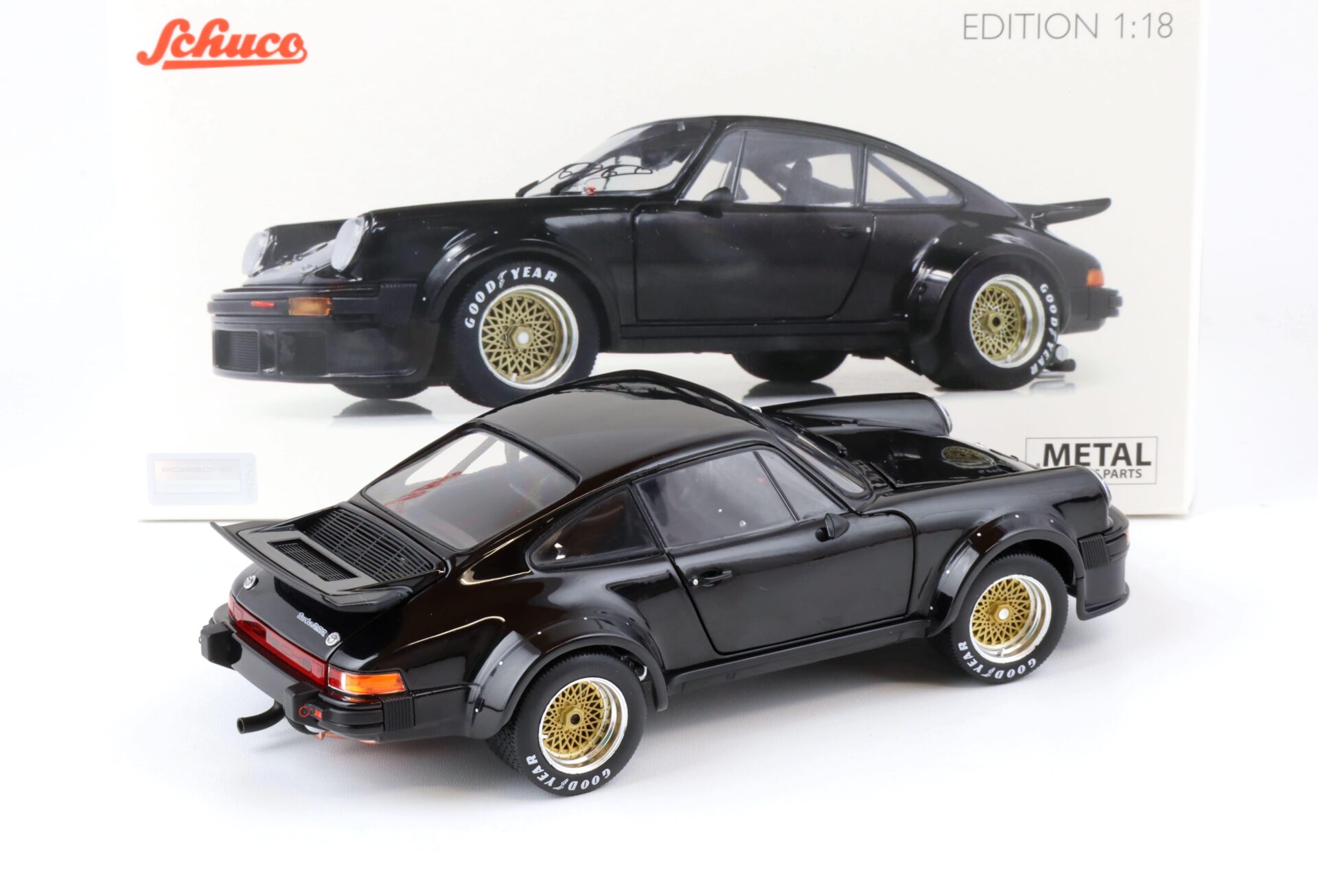 1:18 Schuco Porsche 934 RSR Street plain black