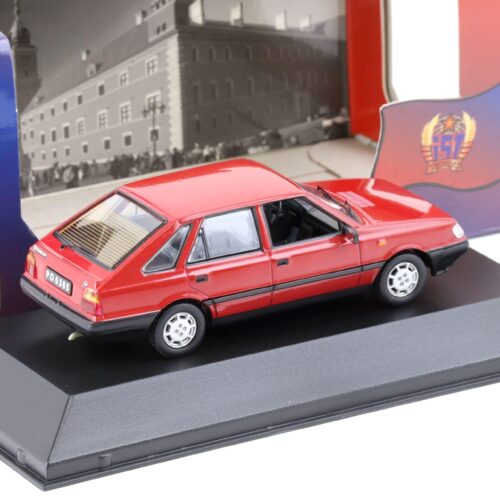 1:43 IST Models 1991 FSO Polonez Caro red