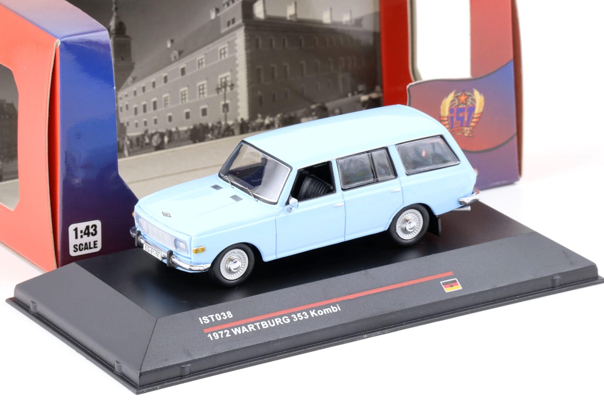 ID 73193 orig 1.jpg 1:43 IST Models 1972 Wartburg 353 Kombi light blue