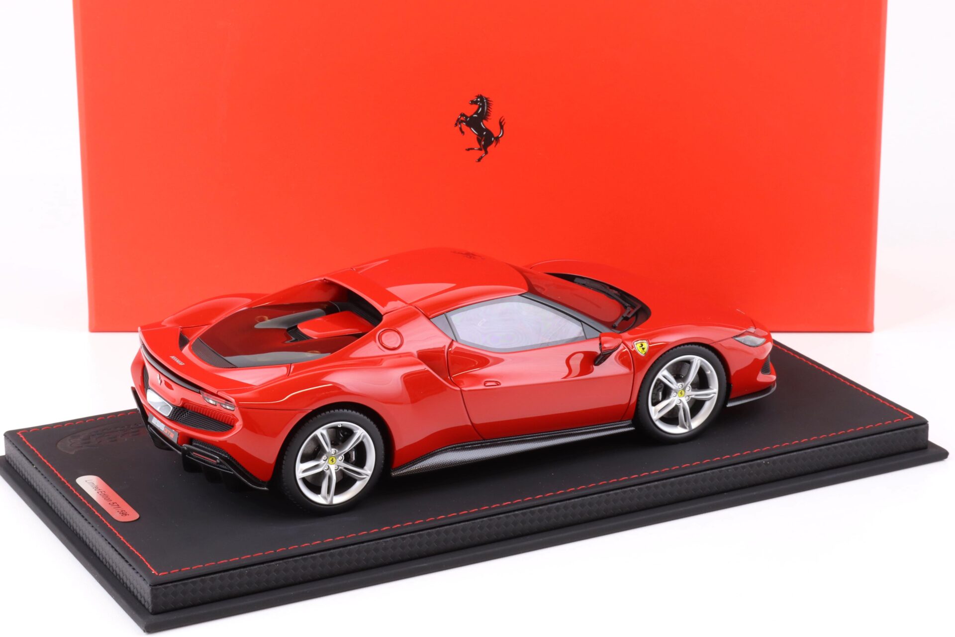 1:18 BBR Ferrari 296 GTB Rossa Corsa 322 red - Limited 596 pcs.