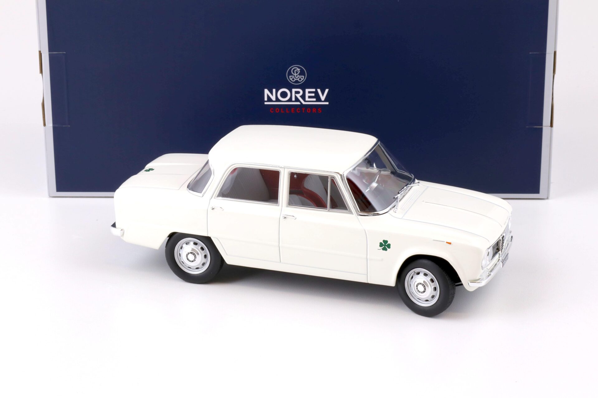 1:18 Norev Alfa Romeo Giulia TI Super 1963 white