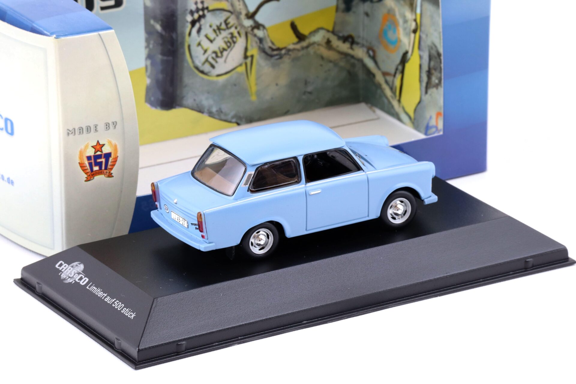 1:43 Cars&Co IST 1965 Trabant 601 Sedan blue