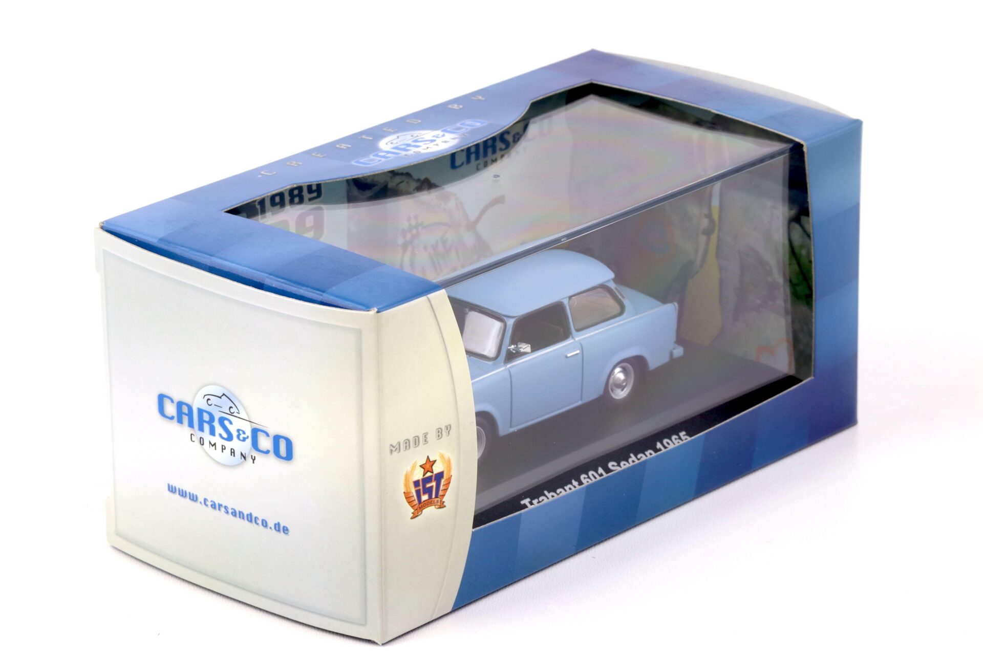 1:43 Cars&Co IST 1965 Trabant 601 Sedan blue