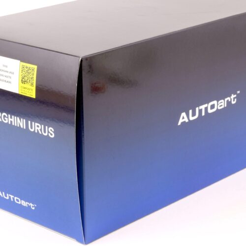1:18 AUTOart Lamborghini Urus 2018 Nero Noctis/ solid black 79165
