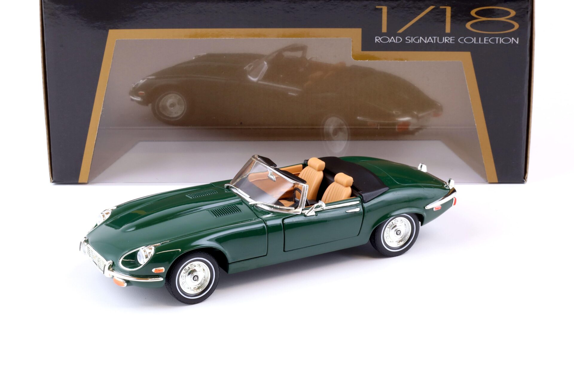 1:18 Road Signature 1971 Jaguar E-Type Roadster green