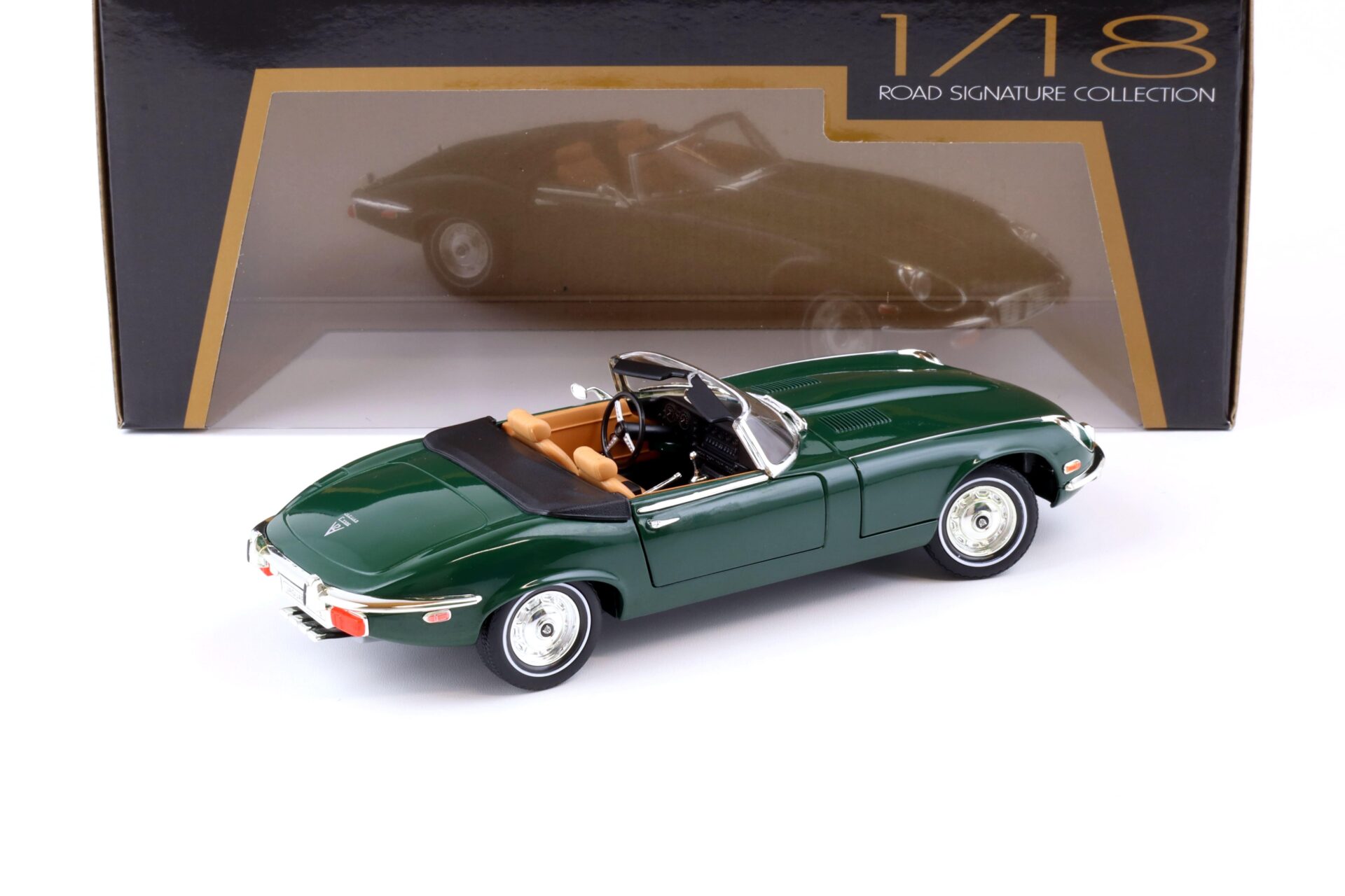 1:18 Road Signature 1971 Jaguar E-Type Roadster green