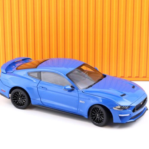 1:18 Diecast Masters 2019 Ford Mustang GT 5.0 Coupe LHD Kona blue metallic