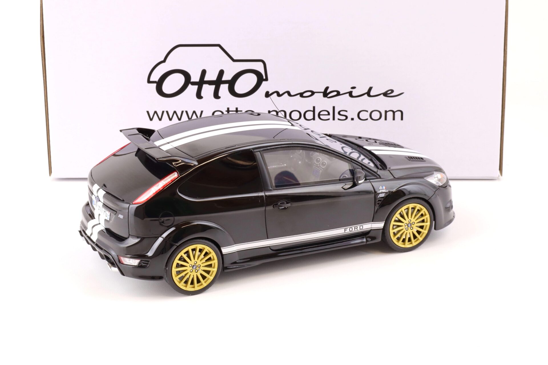 1:18 OTTO mobile OT1008 Ford Focus RS MK2 Le Mans black 2010