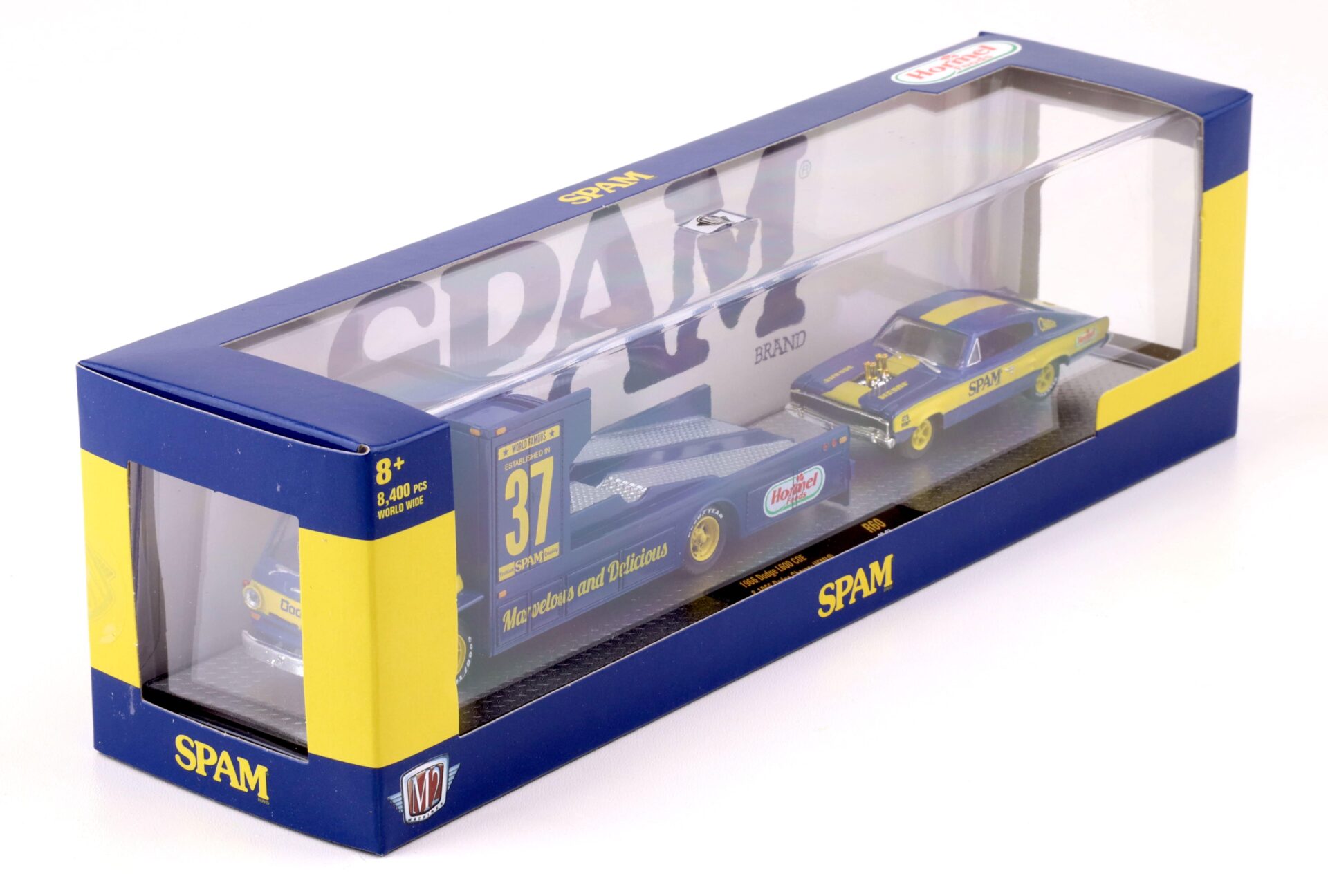 1:64 M2 Machines 1966 Dodge L600 COE & 1966 Dodge Charger HEMI SPAM