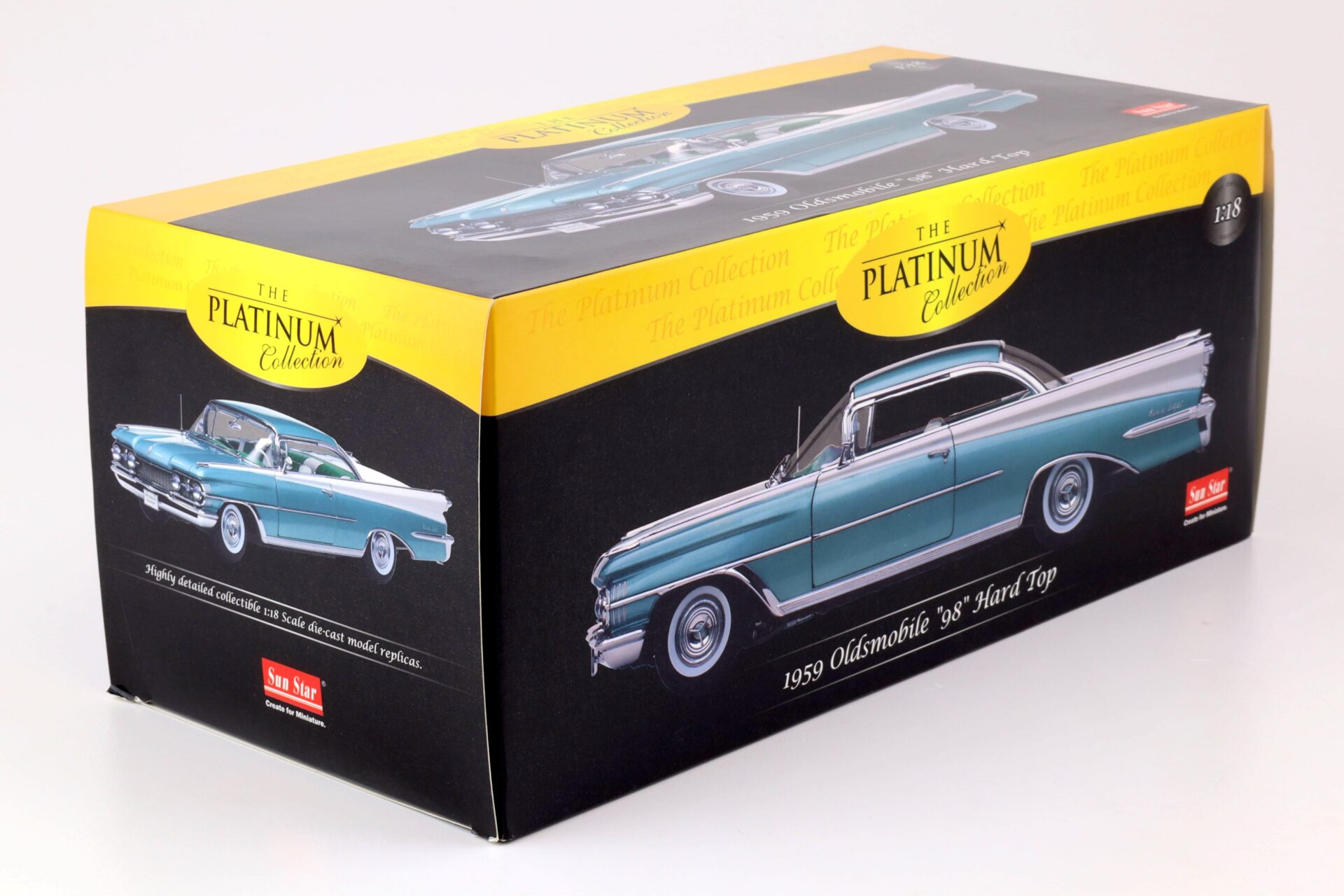 1:18 Sun Star 1959 Oldsmobile 98 Hard Top emerald mist poly / white