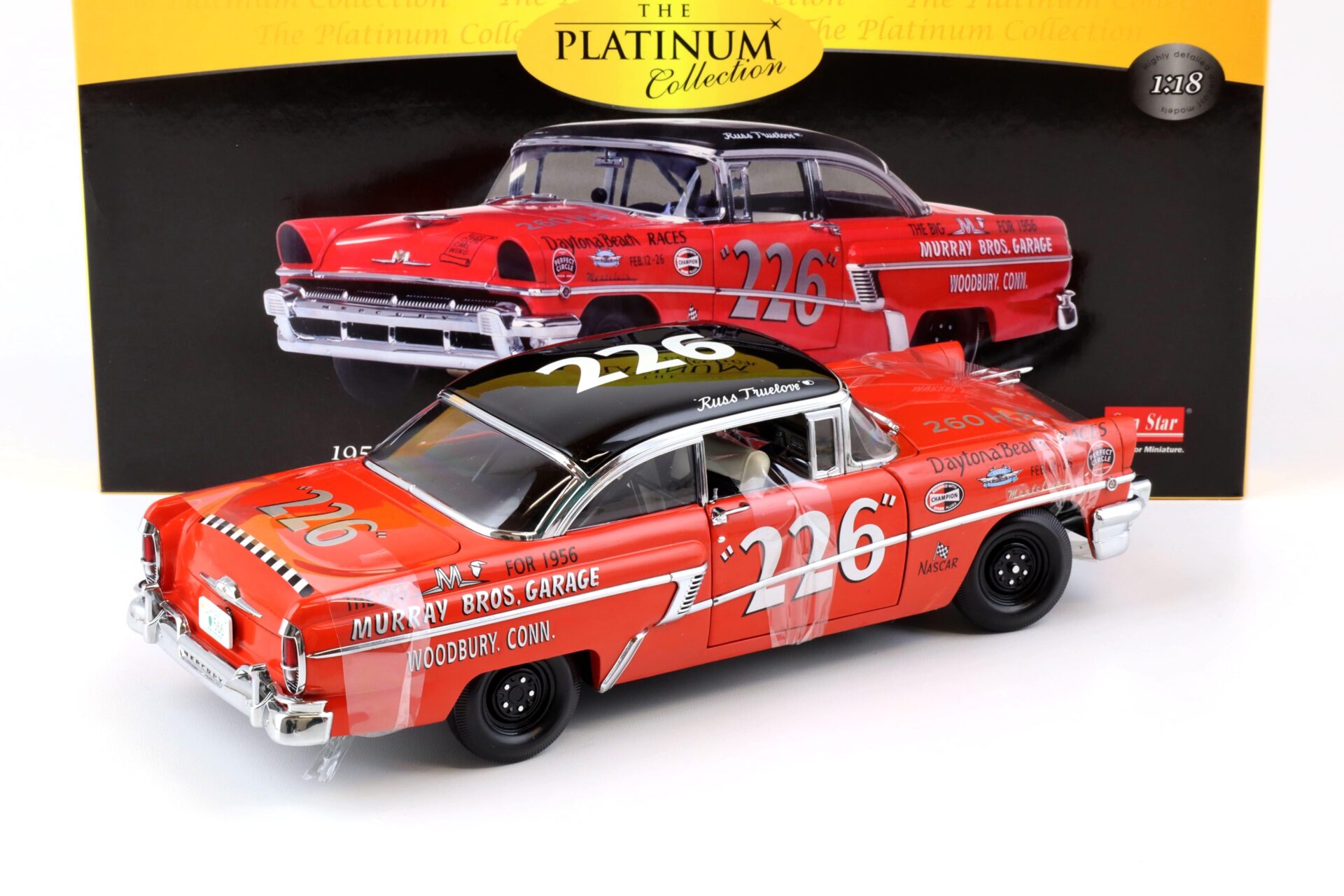 1:18 Sun Star 1956 Mercury MontClair Hard Top Racing Car russ truelove / red