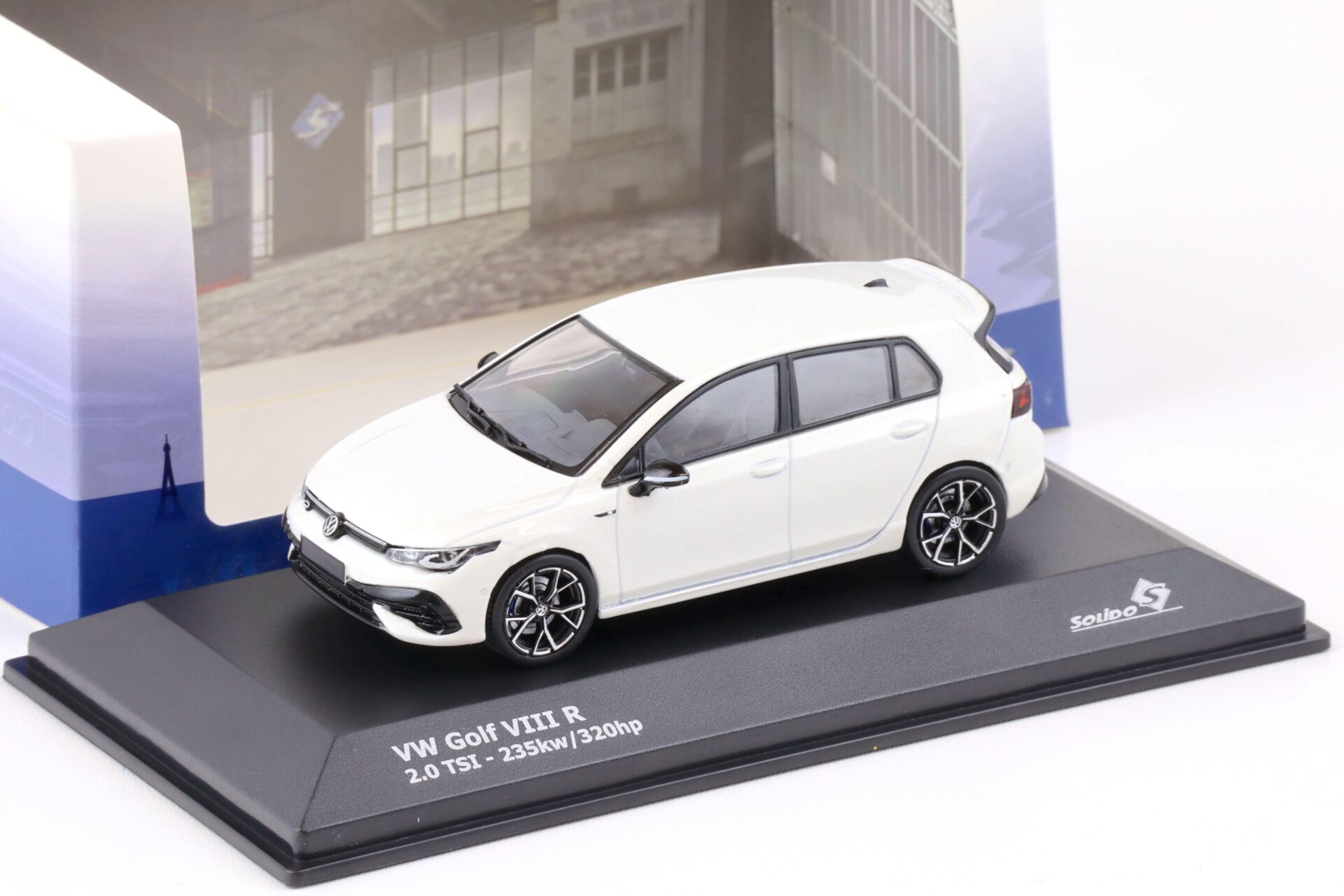 ID 74239 orig.jpg 1:43 Solido VW Golf 8 VIII R white 2021