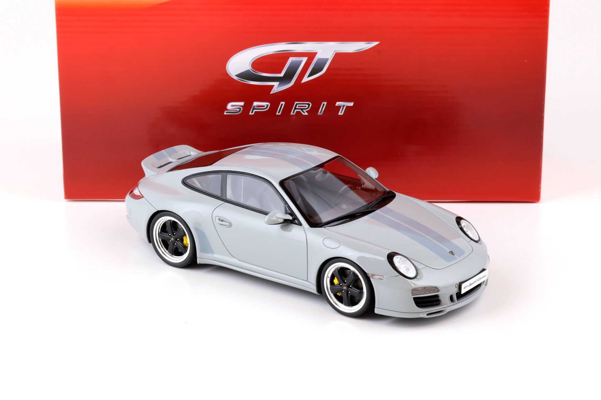 1:18 GT Spirit GT047 Porsche 911 (997.2) Sport Classic 2009 grey