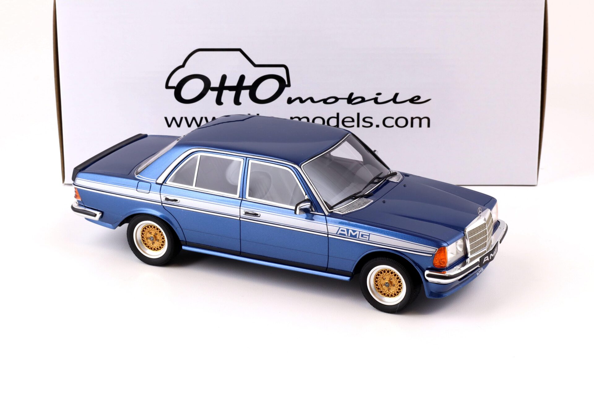 1:18 OTTO mobile OT221 Mercedes-Benz 280E (W123) AMG 1985 lapis blue