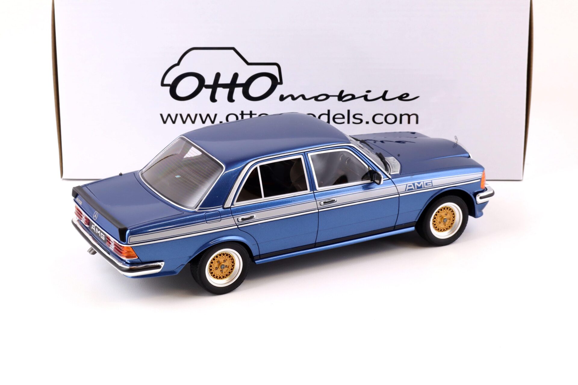 1:18 OTTO mobile OT221 Mercedes-Benz 280E (W123) AMG 1985 lapis blue