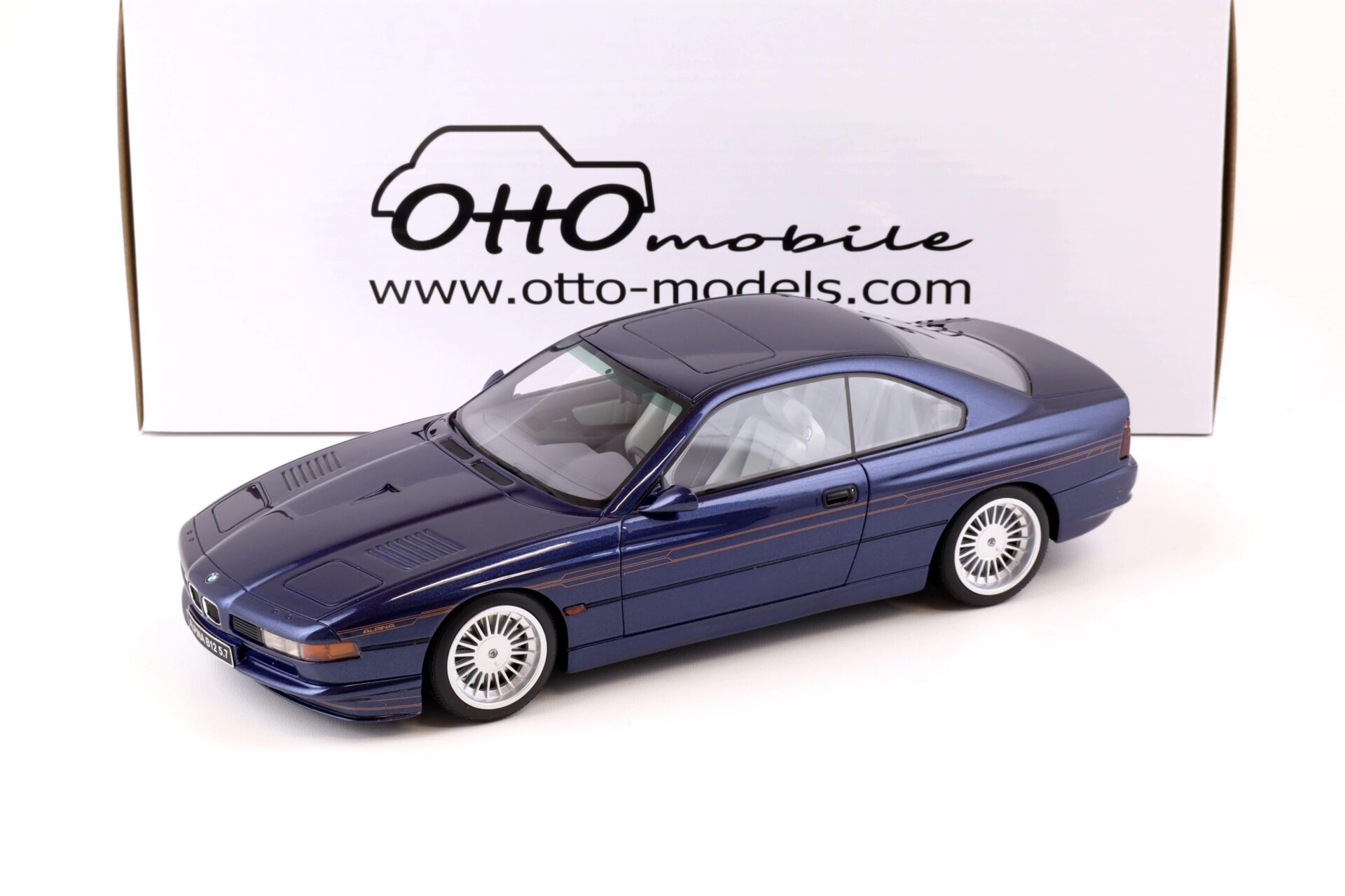 1:18 OTTO mobile OT636 BMW 8-Series E31 Alpina B12 5.7 1996 blue