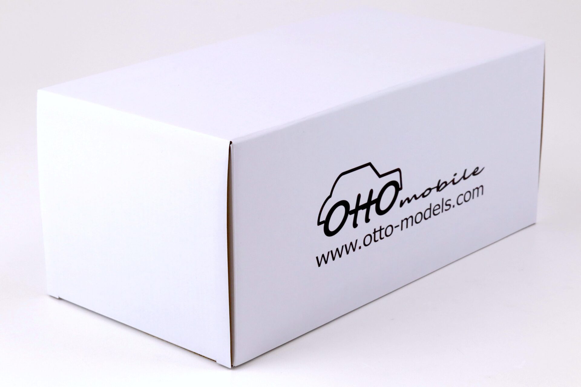 1:18 OTTO mobile OT674 Brabus Mercedes 190E 3.6S W201 red 1989