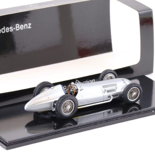 1:43 Spark Mercedes W154 Silberpfeil silver 1938 DEALER VERSION