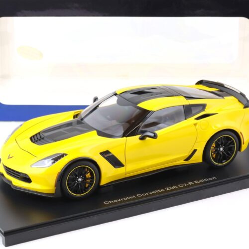 1:18 AUTOart Chevrolet Corvette C7 Z06 C7R Edition Corvette Racing yellow 71260