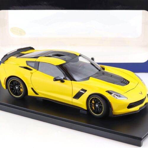 1:18 AUTOart Chevrolet Corvette C7 Z06 C7R Edition Corvette Racing yellow 71260