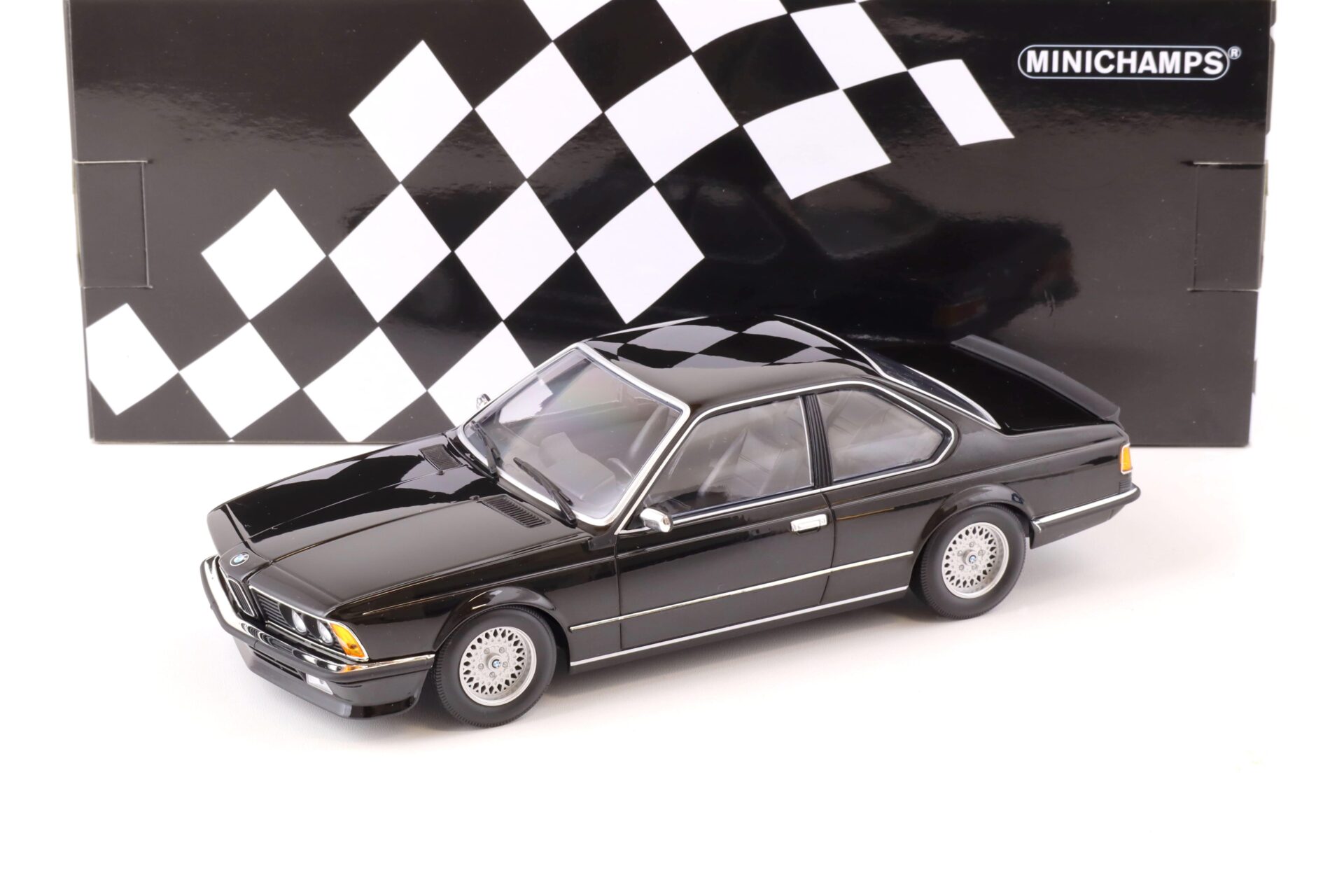 ID 74462 orig.jpg 1:18 Minichamps BMW 635 CSi Coupe 1982 black metallic