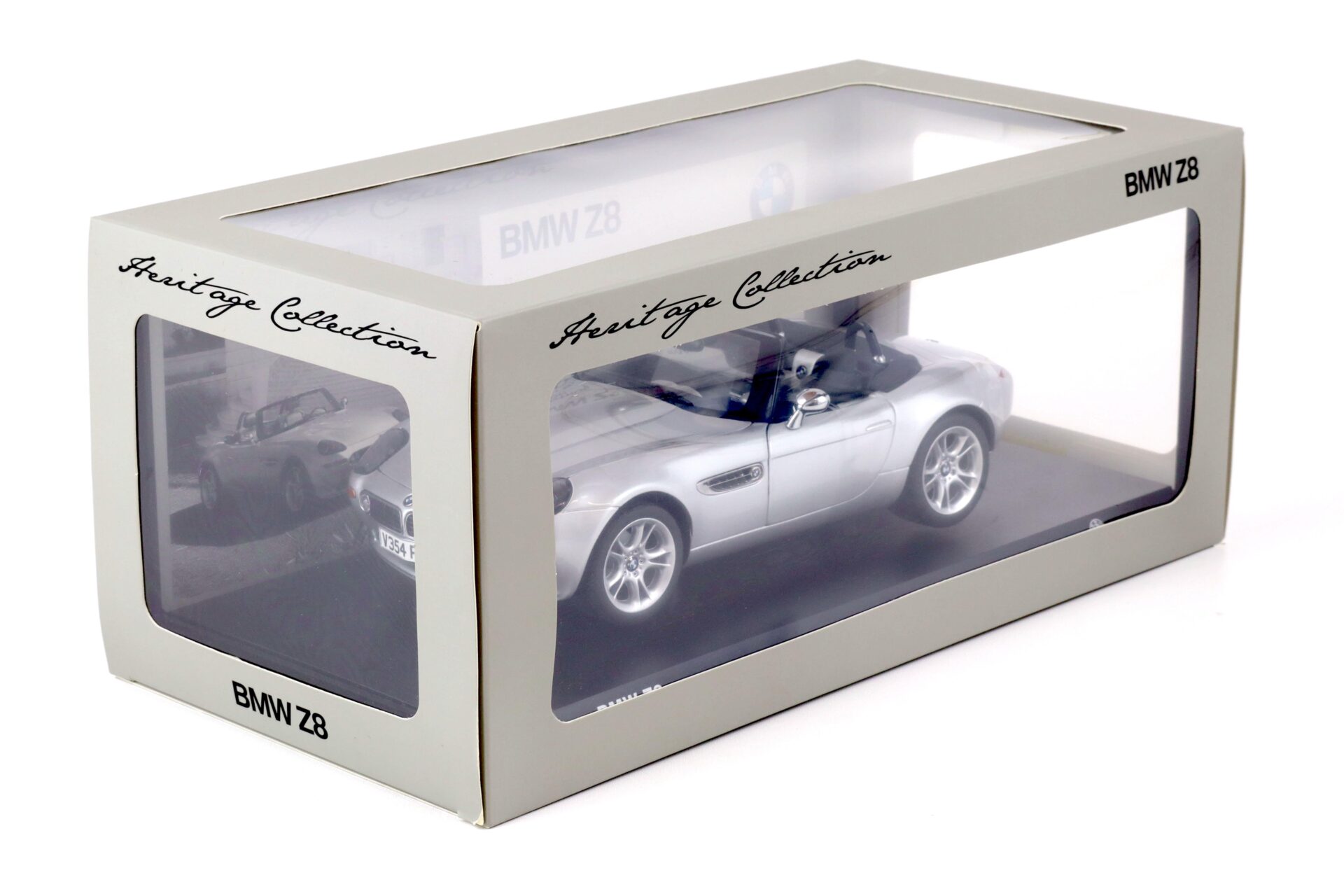 1:18 Kyosho BMW Z8 Roadster silver metallic Heritage Collection DEALER VERSION