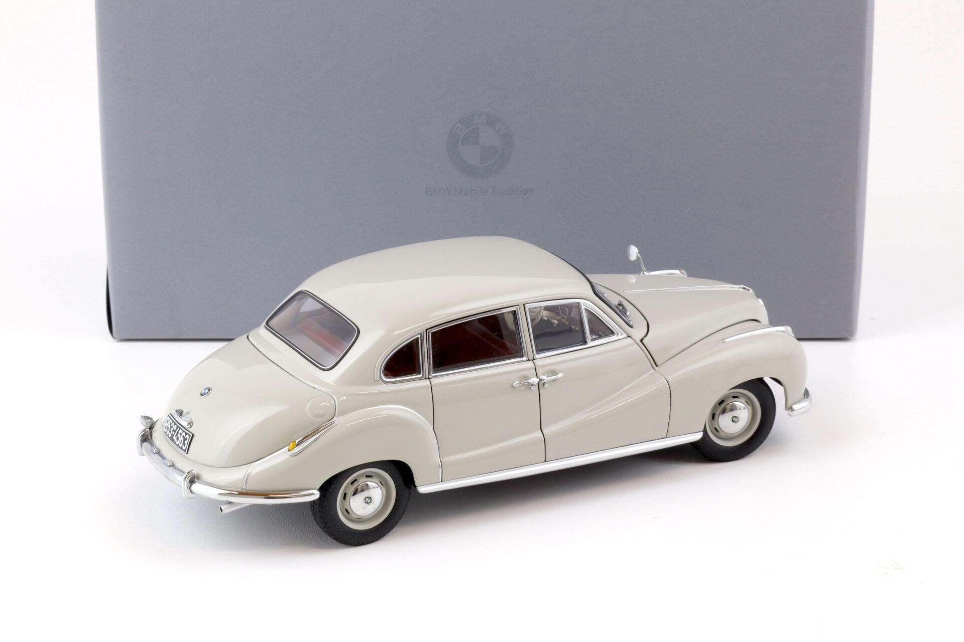 1:18 AUTOart BMW 501 Barockengel grey DEALER VERSION