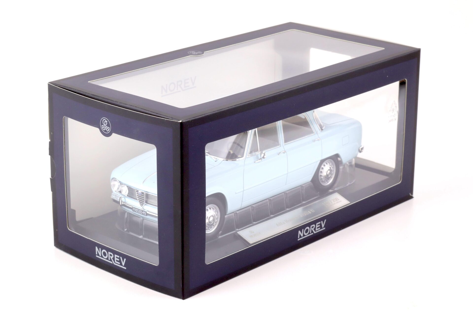 1:18 Norev Alfa Romeo Giulia TI 1964 light blue - Limited 200 pcs.