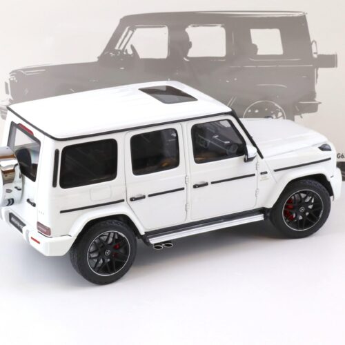 1:18 Minichamps Mercedes G63 AMG 2018 white 110037065