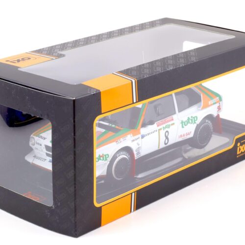 1:18 IXO Lancia Delta S4 #8 TOTIP Rally San Remo Cerrato/ Cerri #8