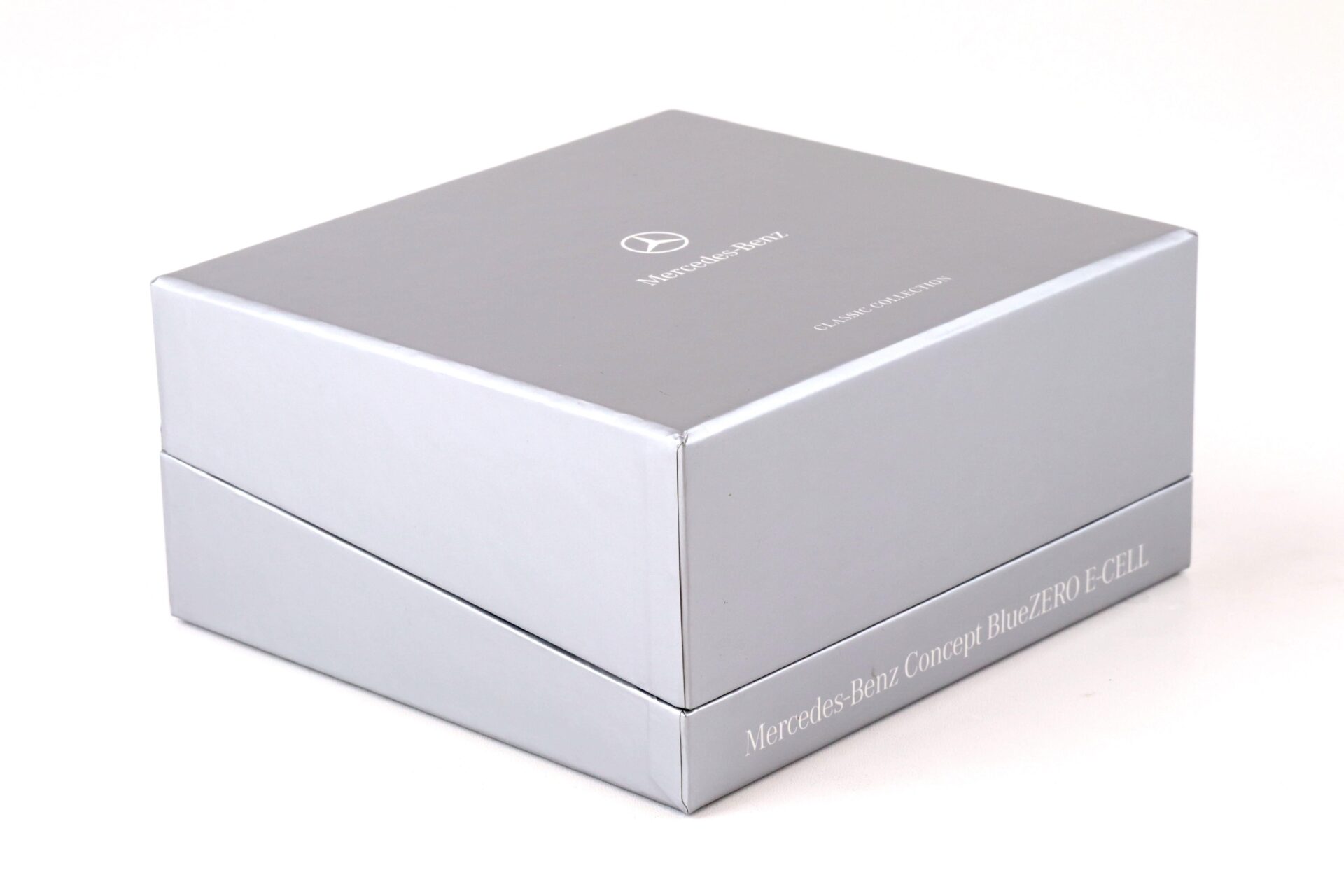 1:43 Spark Mercedes Concept BlueZERO E-CELL Heliodur green DEALER VERSION