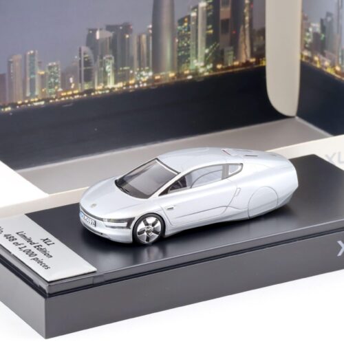 1:43 Spark VW XL1 Plug-in-Hybrid Concept Car silver DEALER VERSION