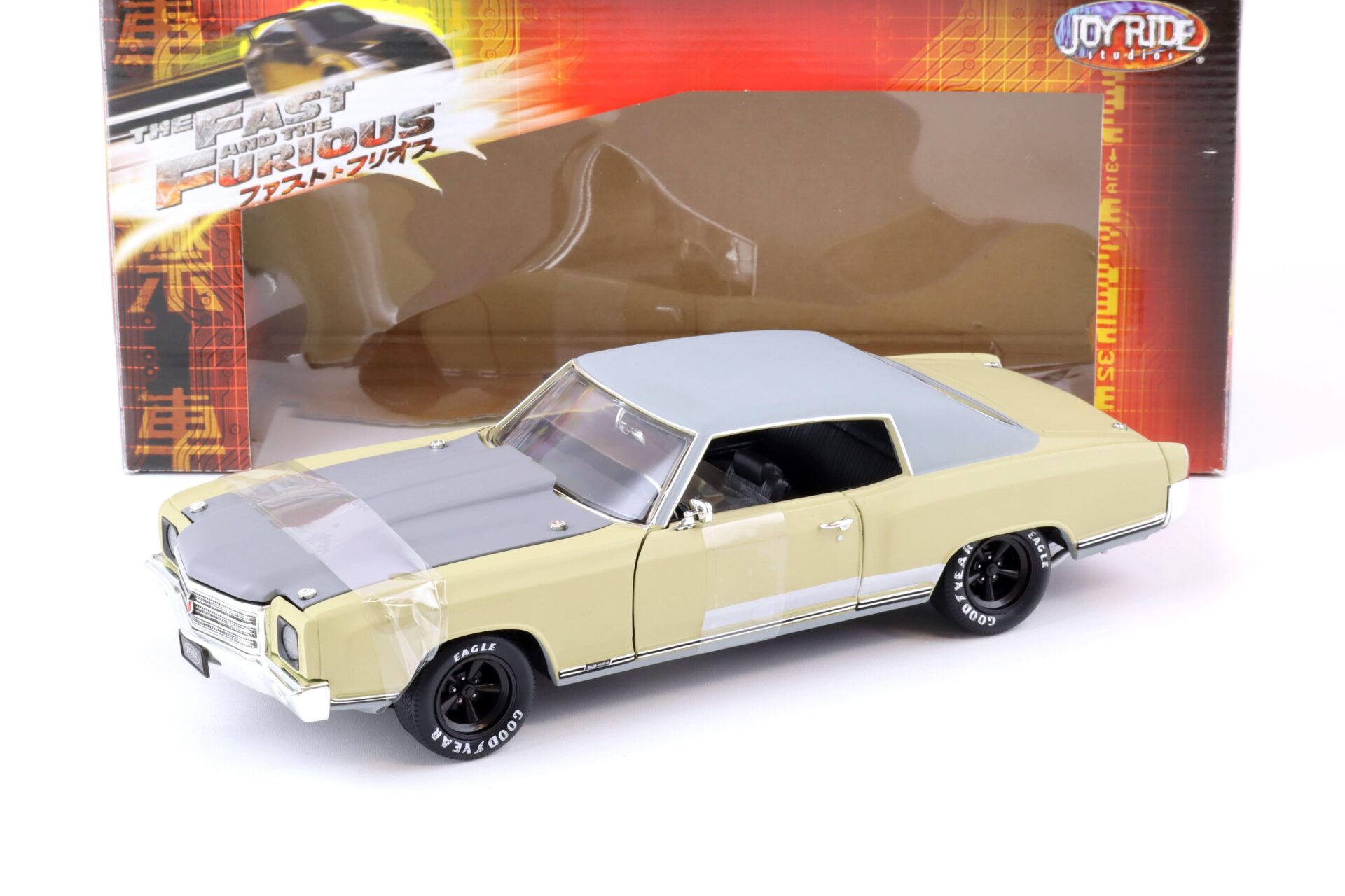 1:18 ERTL Joyride 1970 Chevrolet Monte Carlo Fast & Furious beige / grey