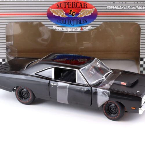 1:18 ERTL Supercar Collectibles 1969 1/2 Plymouth Roadrunner 440 6BBL black