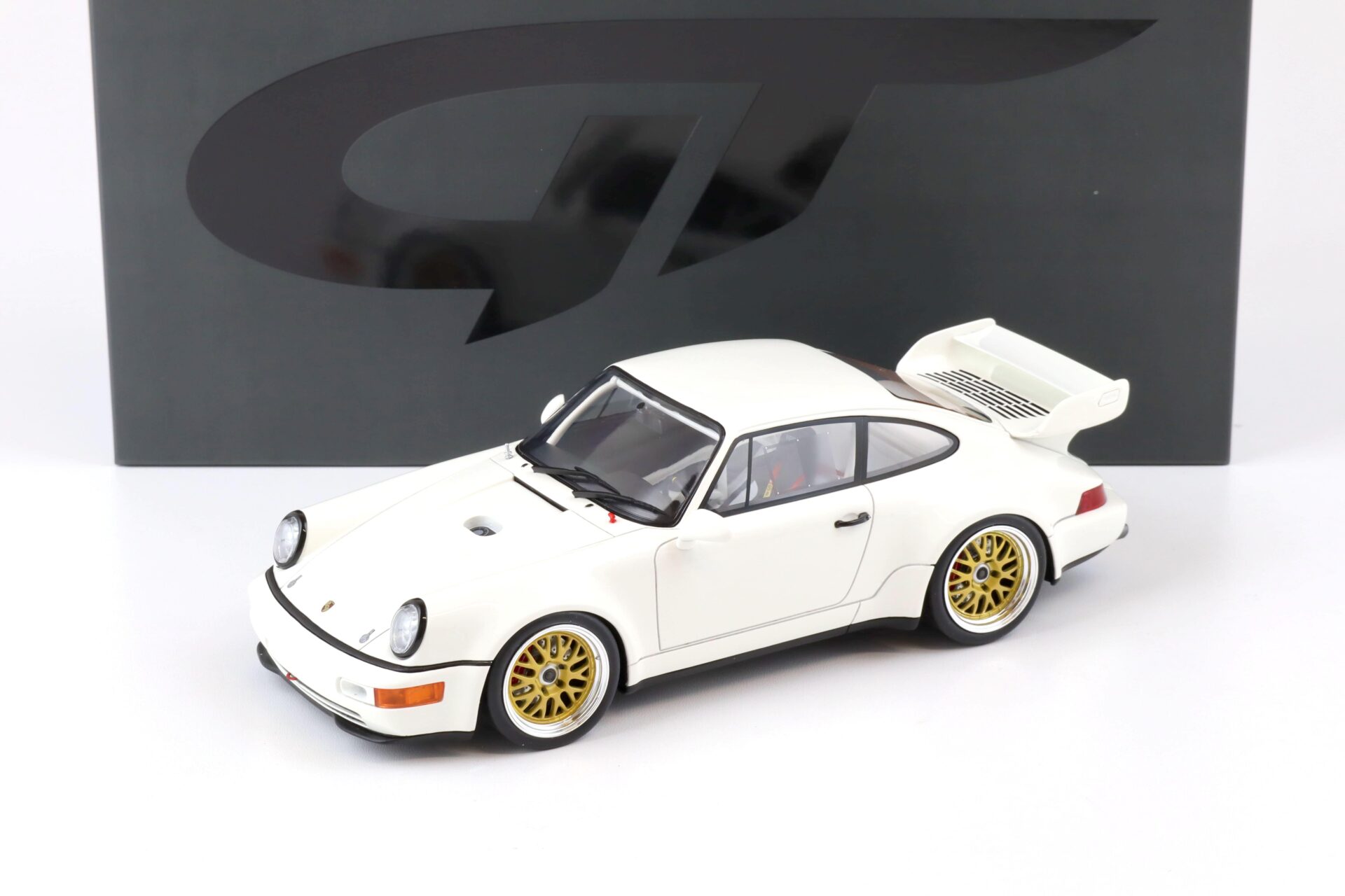 1:18 GT Spirit GT716 Porsche 911 (964) RSR Coupe white 1993