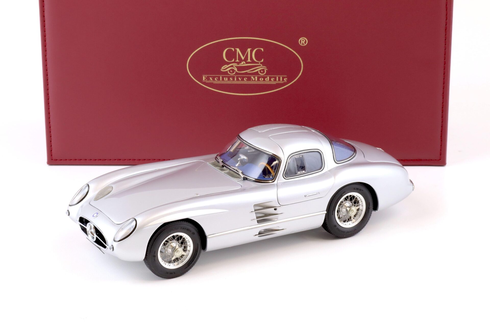 1:18 CMC Mercedes 300 SLR Uhlenhaut Coupe 1955 silver/ blue interior M-243