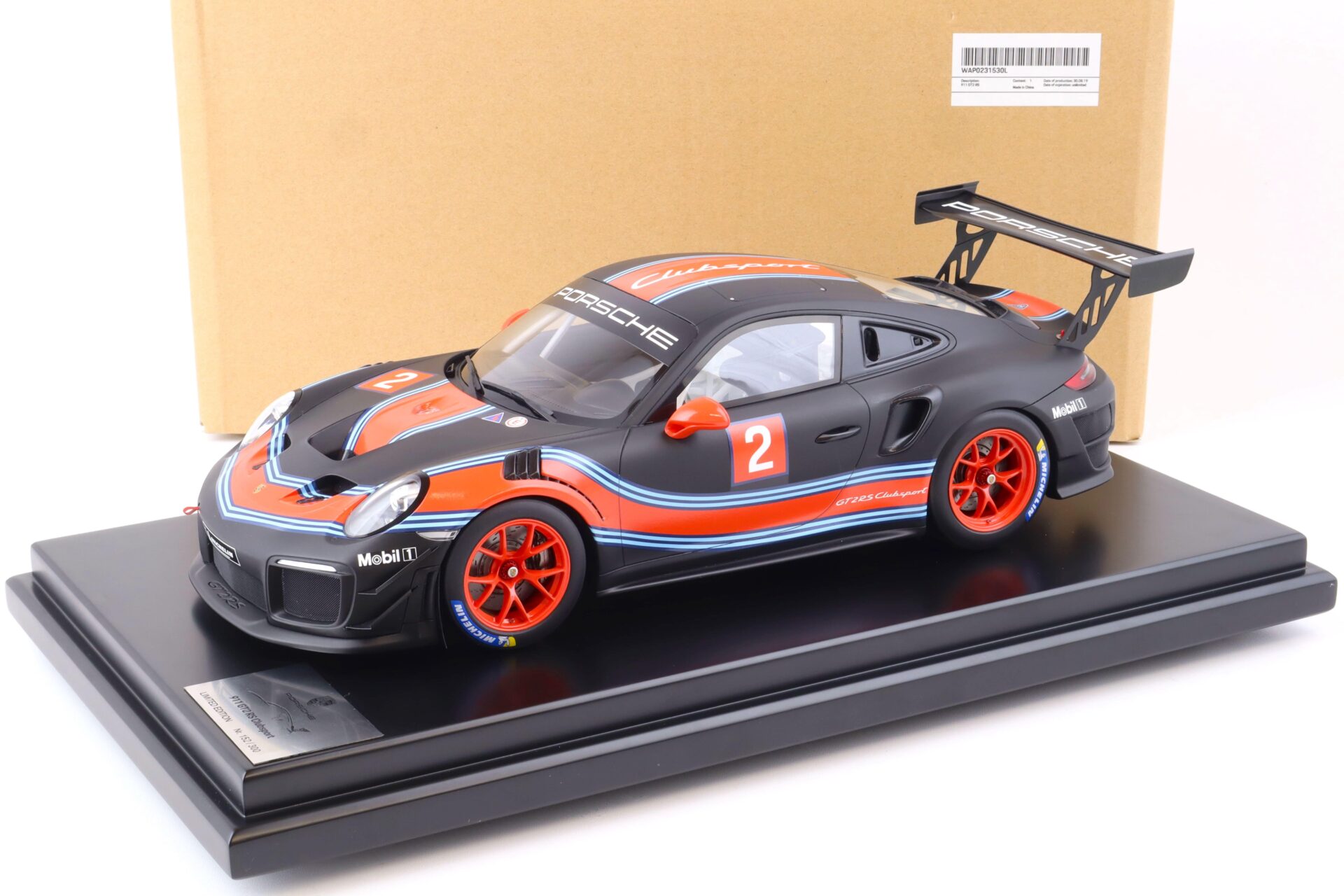 1:12 Spark Porsche 911 (991 II) GT2 RS Clubsport matt black #2 WAP DEALER