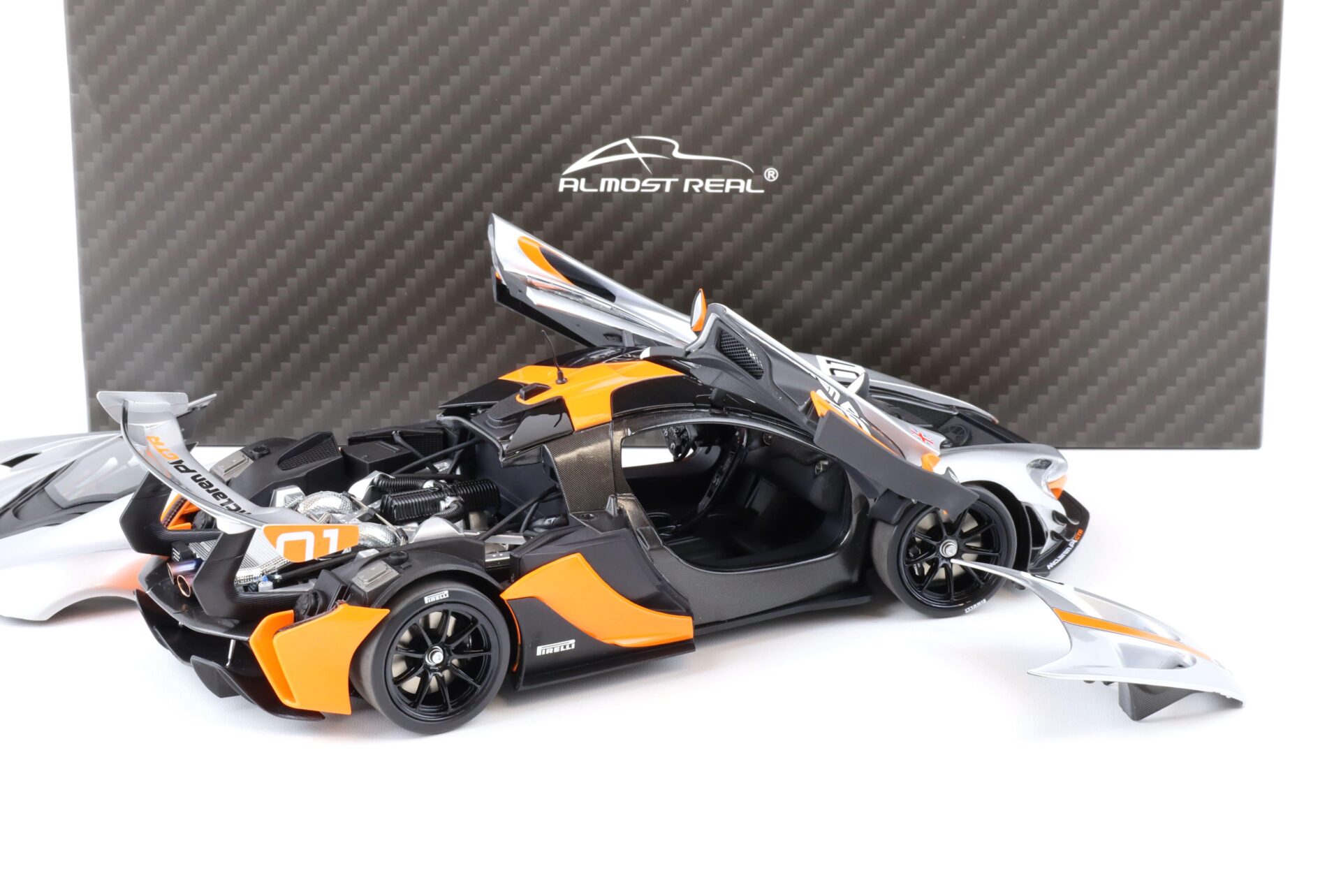 1:18 Almost Real McLAREN P1 GTR Design Concept #01 silver/black/orange