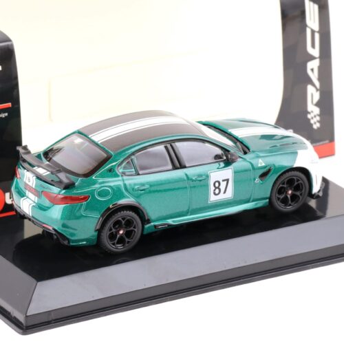 1:43 Bburago Alfa Romeo Giulia GTAm #87 verde Montreal green / white - Image 2