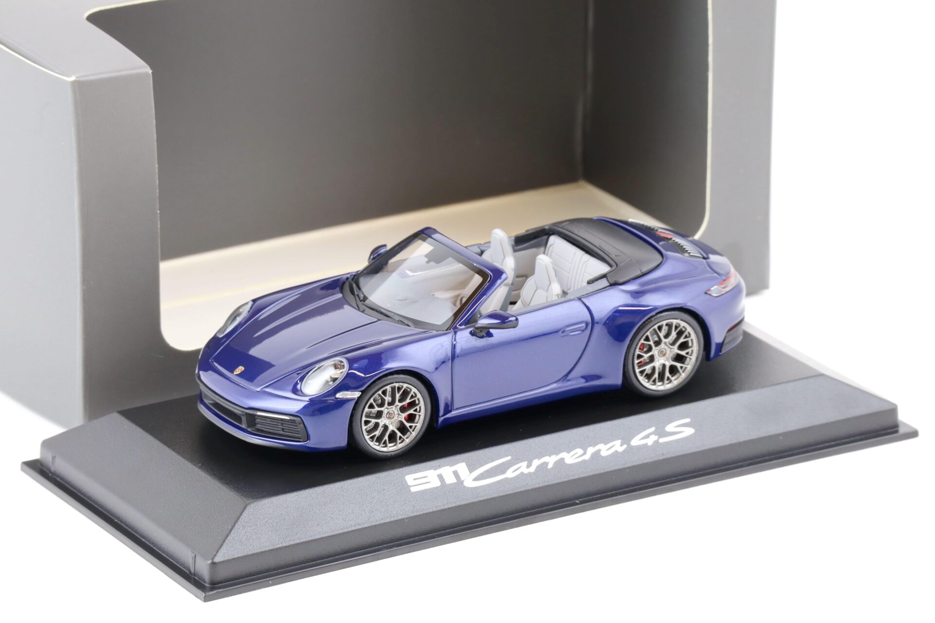 1:43 Minichamps Porsche 911 (992) Carrera 4S Cabriolet Enzian blue DEALER WAP
