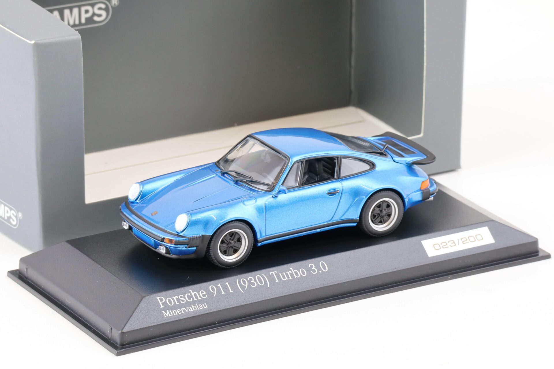 ID 75165 orig 1.jpg 1:43 Minichamps Porsche 911 (930) Turbo 3.0 Coupe Minerva blue - CA04316030